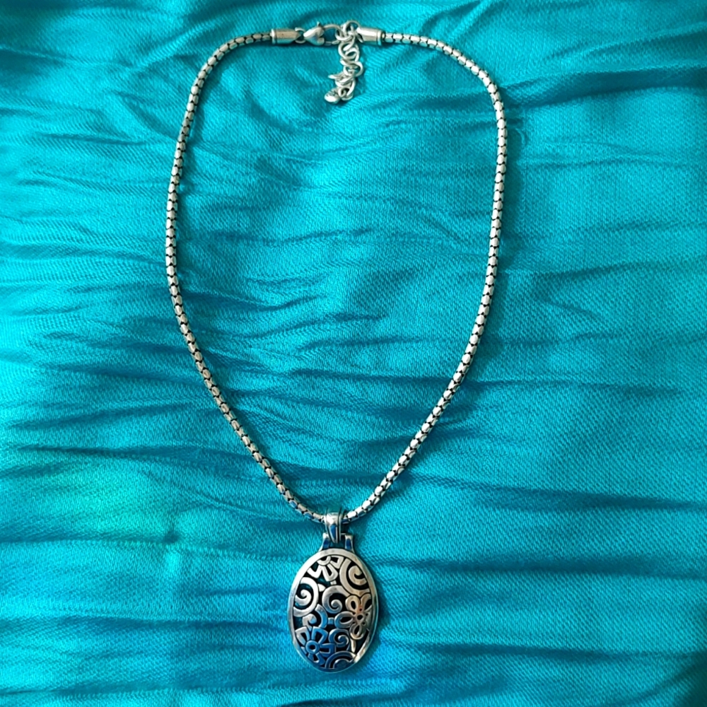 Brighton Lacie Daisy Pendant Necklace